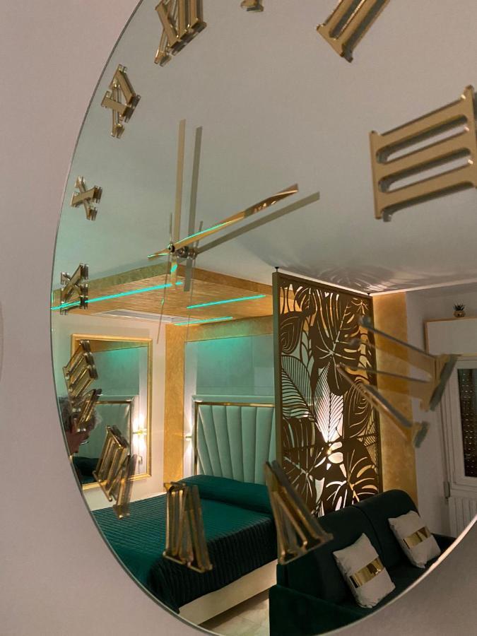 Fashion Apartment Gold Bologna With Jacuzzi & Car Garage Extérieur photo