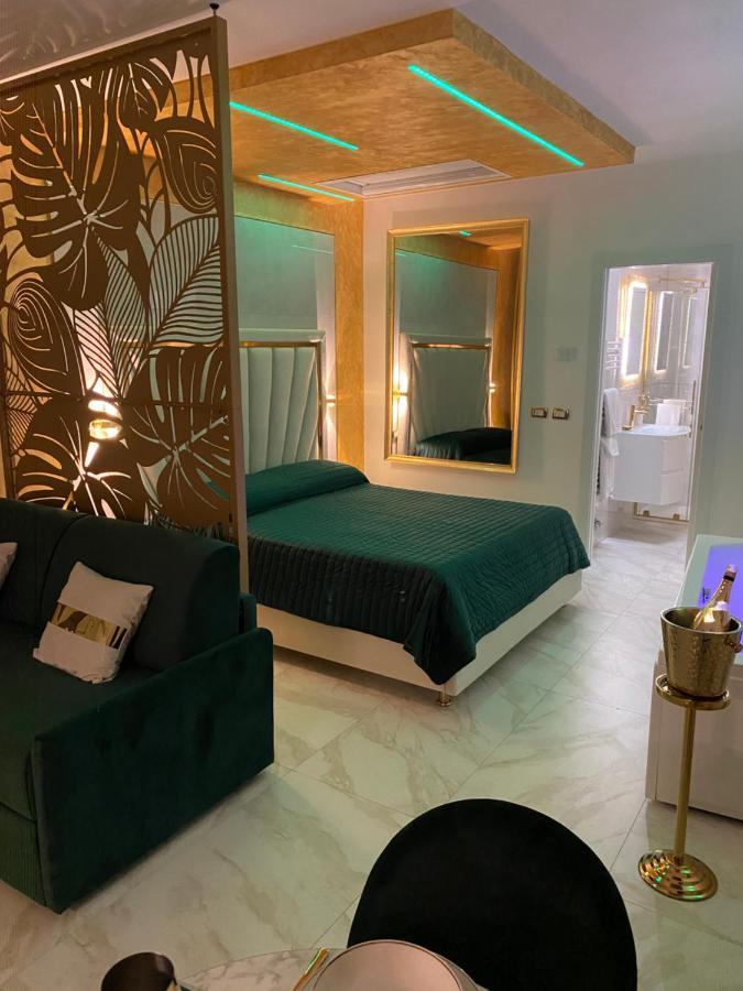 Fashion Apartment Gold Bologna With Jacuzzi & Car Garage Extérieur photo