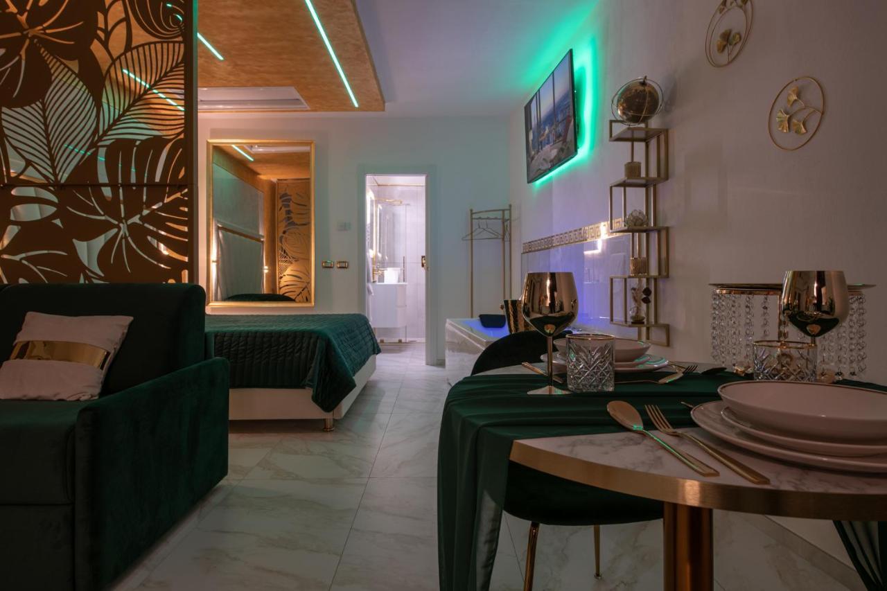 Fashion Apartment Gold Bologna With Jacuzzi & Car Garage Extérieur photo
