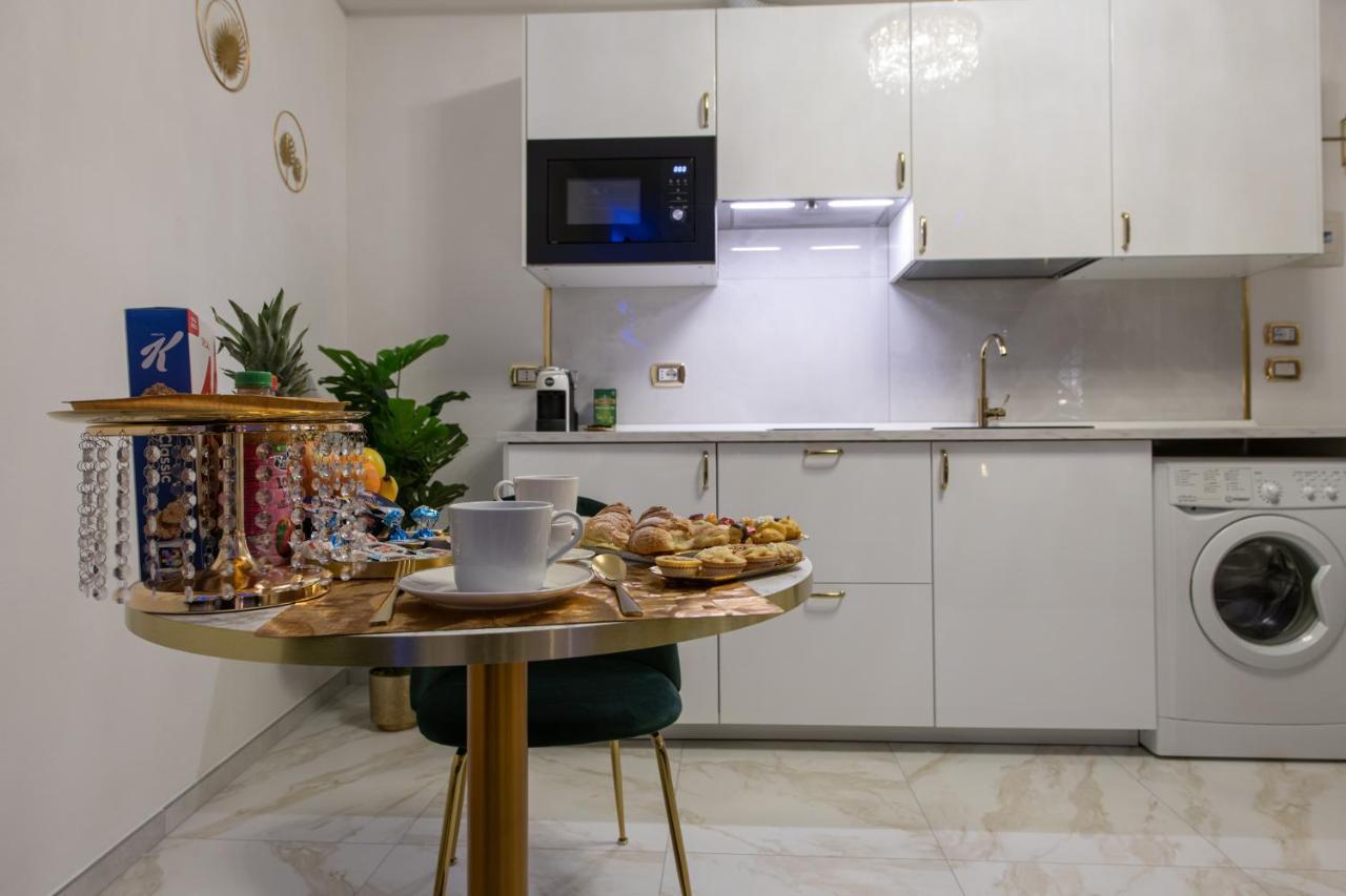 Fashion Apartment Gold Bologna With Jacuzzi & Car Garage Extérieur photo