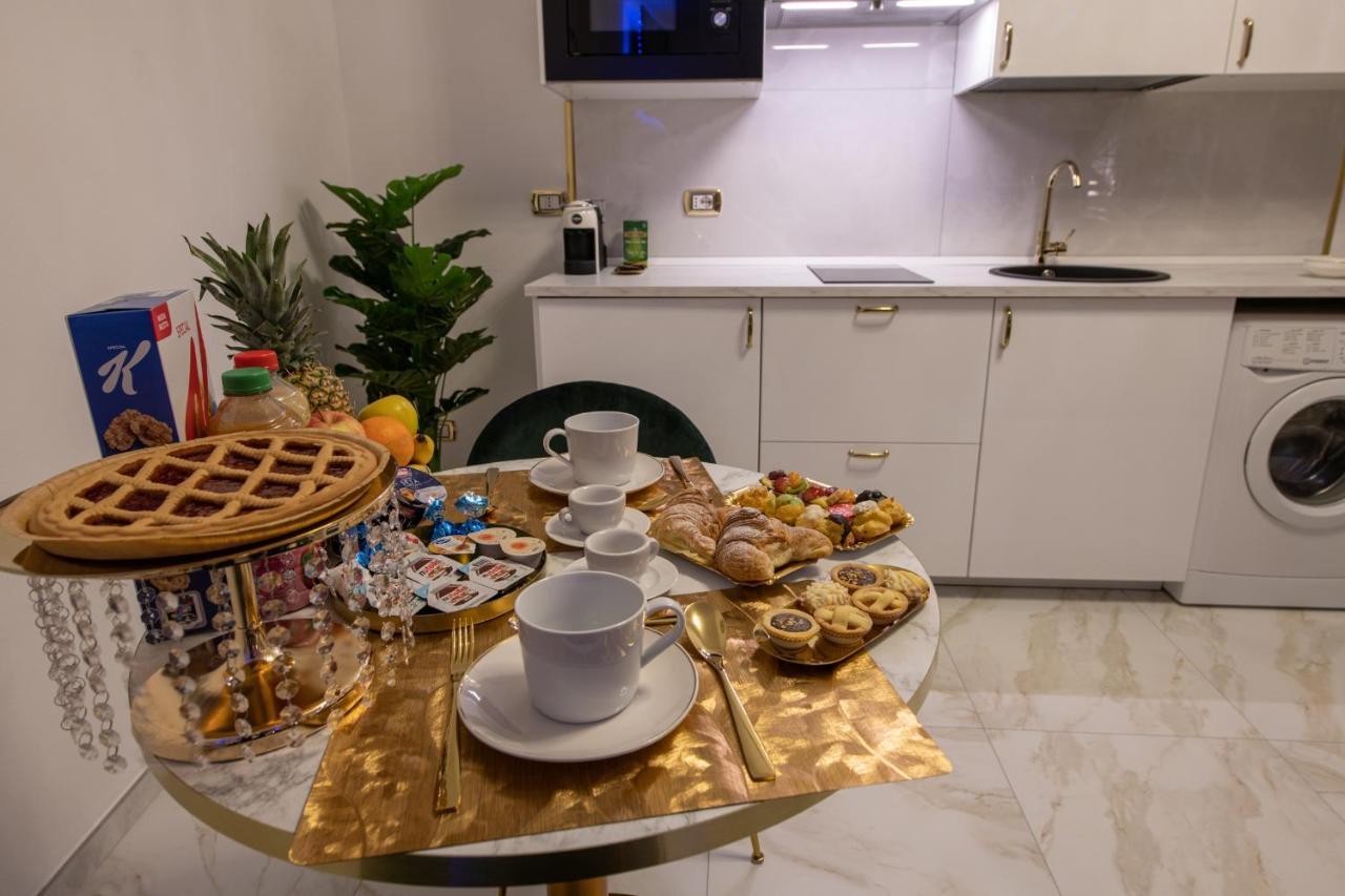 Fashion Apartment Gold Bologna With Jacuzzi & Car Garage Extérieur photo