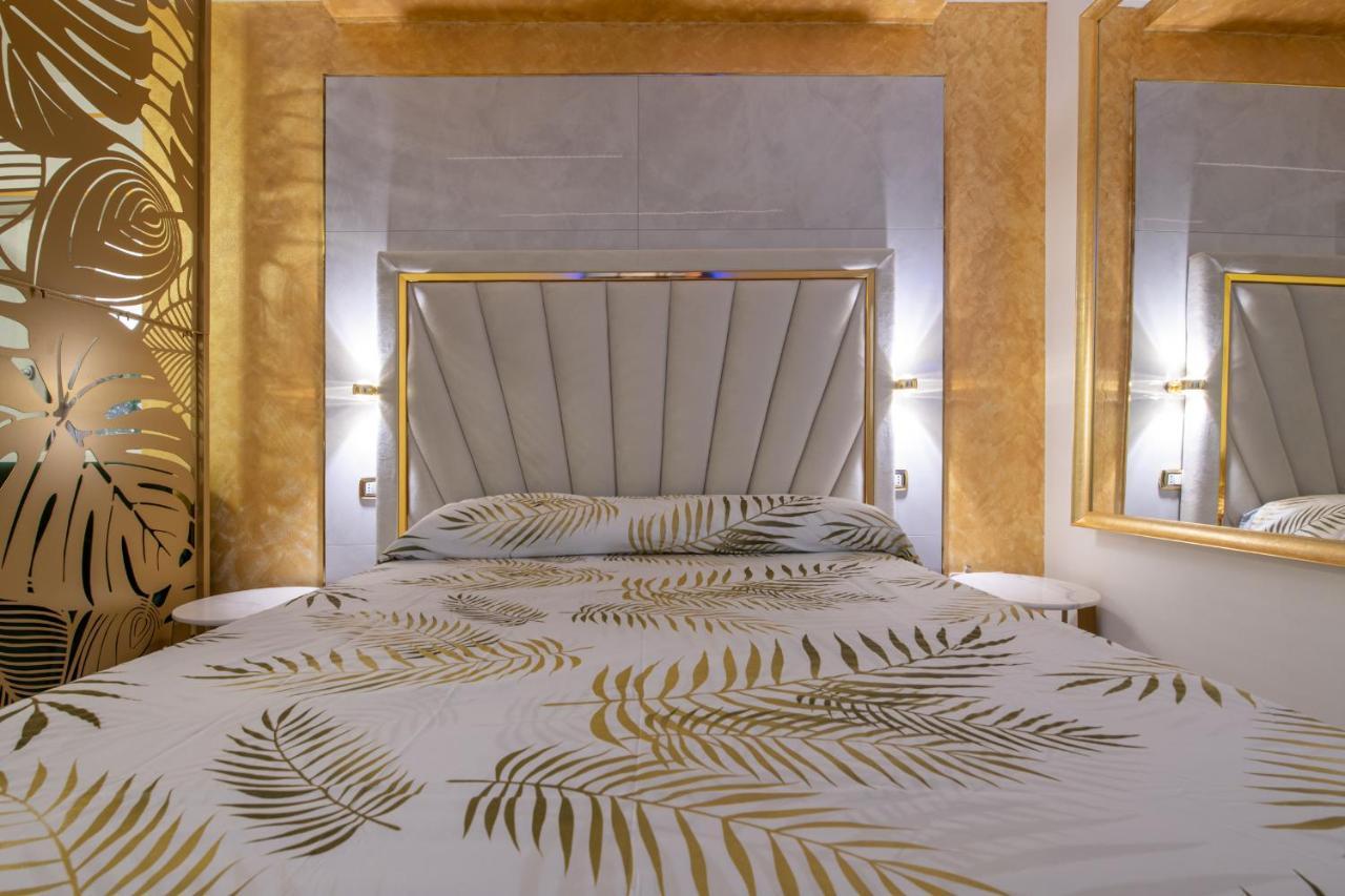 Fashion Apartment Gold Bologna With Jacuzzi & Car Garage Extérieur photo