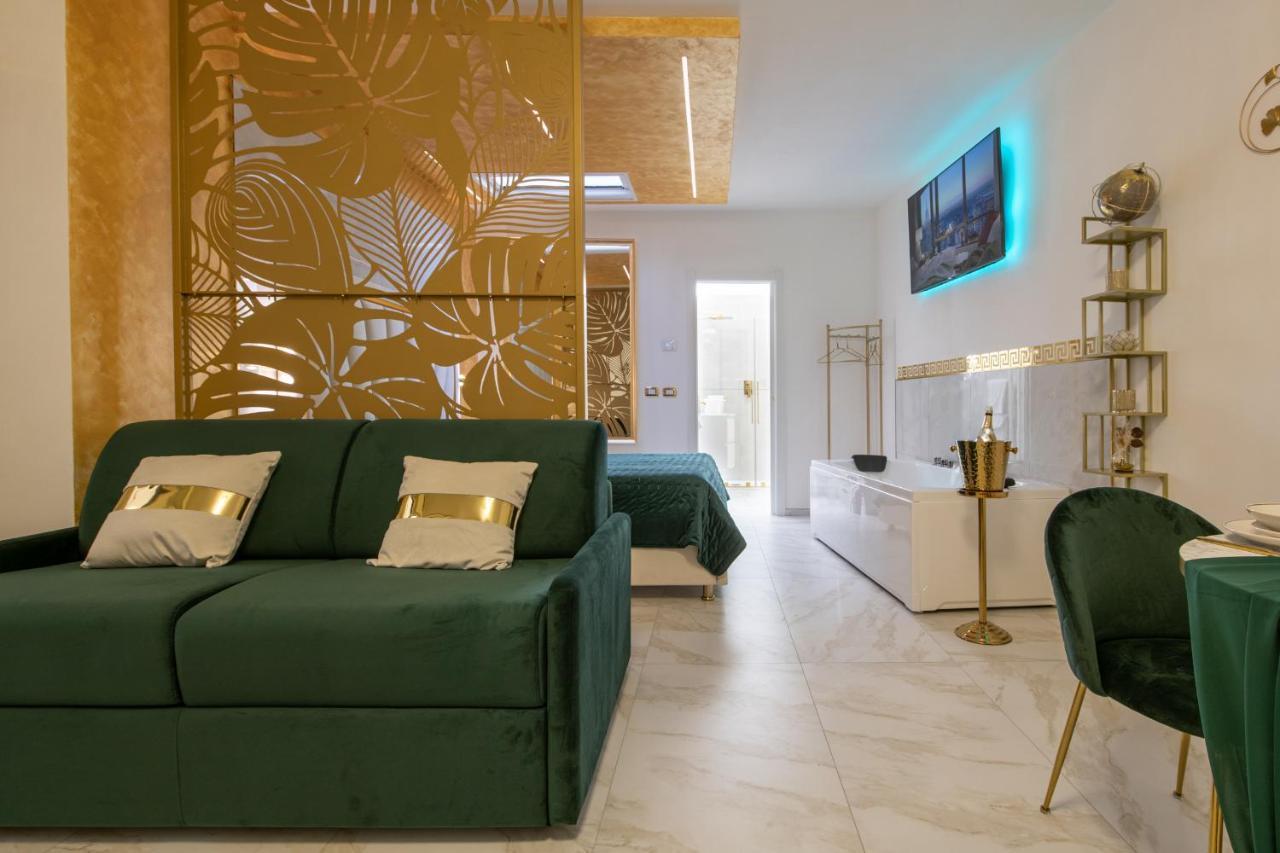 Fashion Apartment Gold Bologna With Jacuzzi & Car Garage Extérieur photo