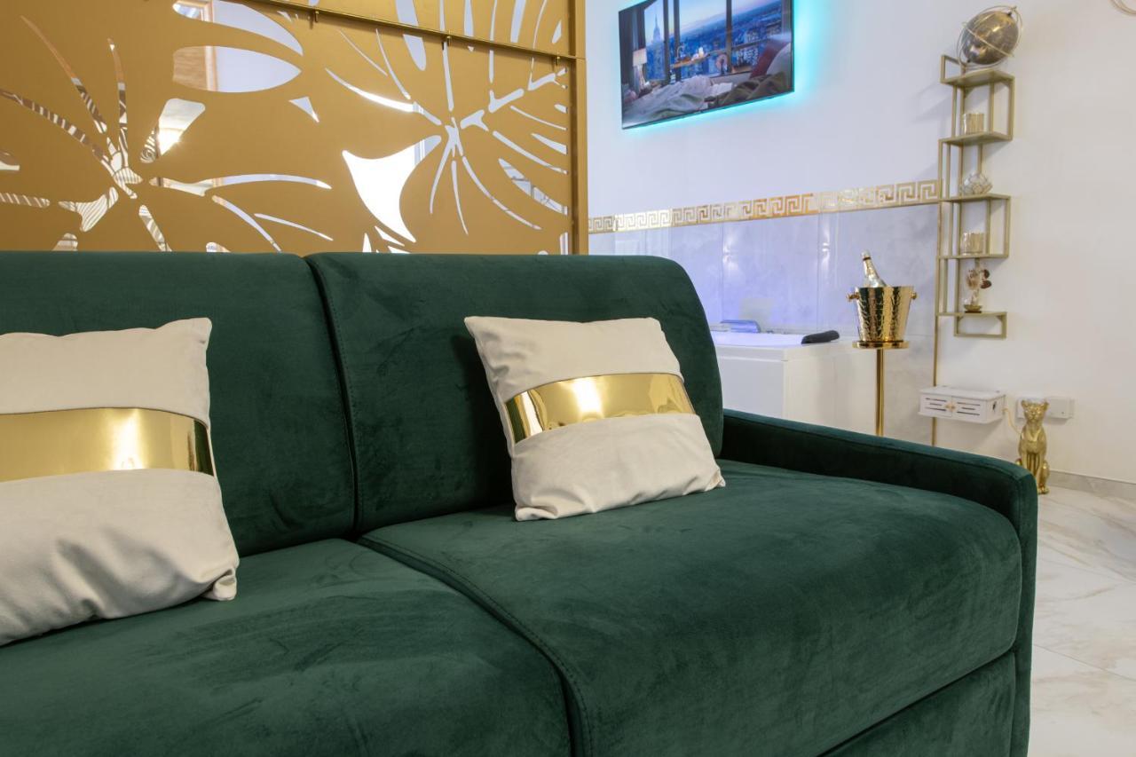 Fashion Apartment Gold Bologna With Jacuzzi & Car Garage Extérieur photo