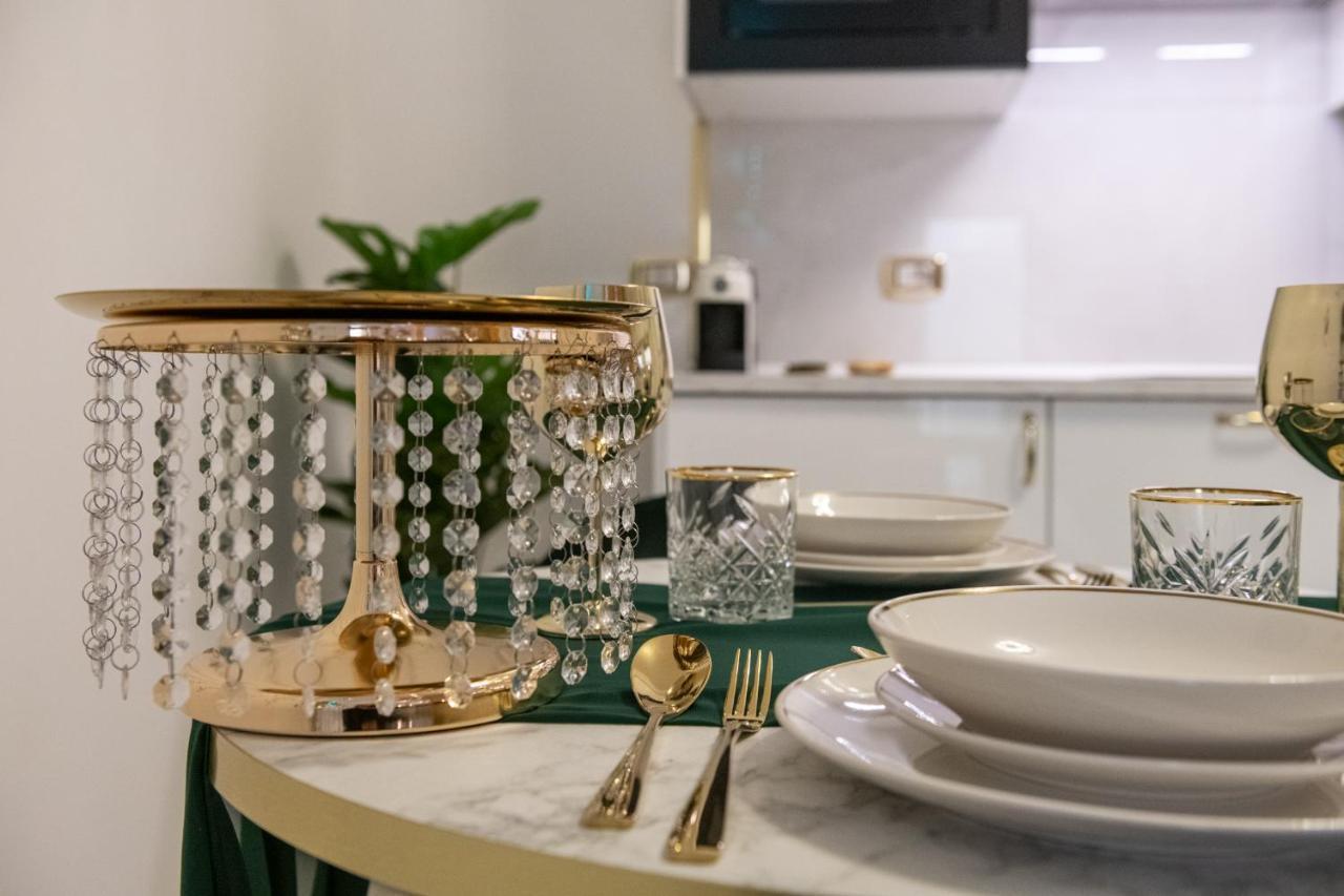 Fashion Apartment Gold Bologna With Jacuzzi & Car Garage Extérieur photo